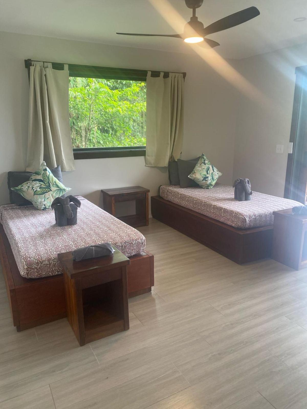 Roam Yoga & Wellness Lodge Bocas del Toro Exterior foto